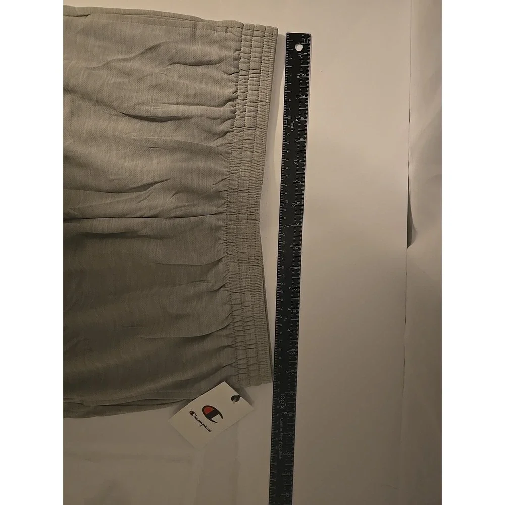 Champion Mens 7 Gray Sport Shorts Lightweight Moisture Wicking Size Large NWT